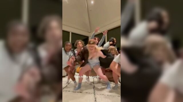 Видео порнуха #124976