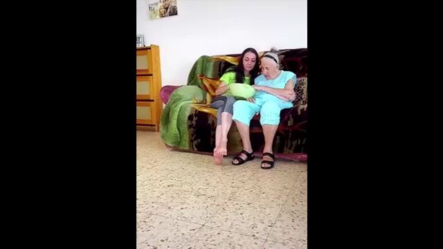 Видео порнуха #153293