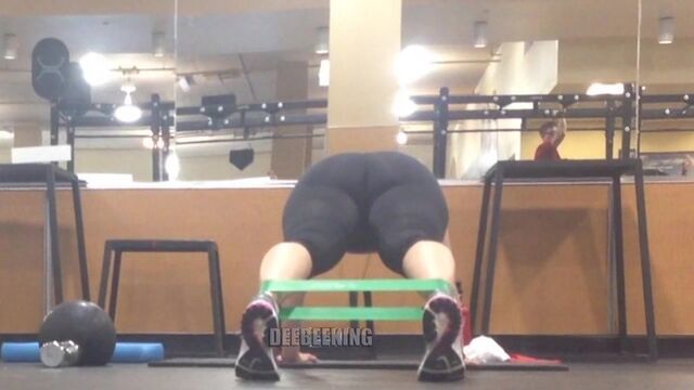 Видео порнуха #189599