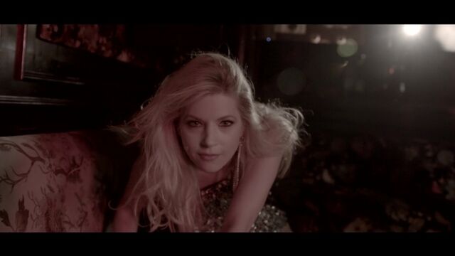 Видео порнуха #111283