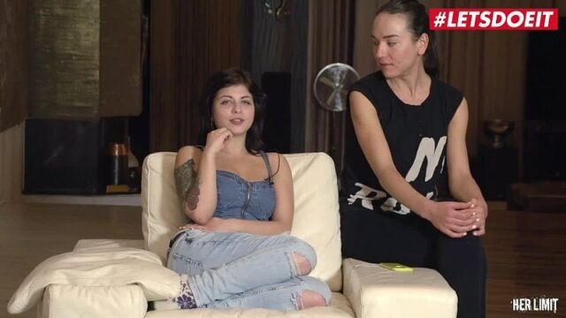 Видео порнуха #252278