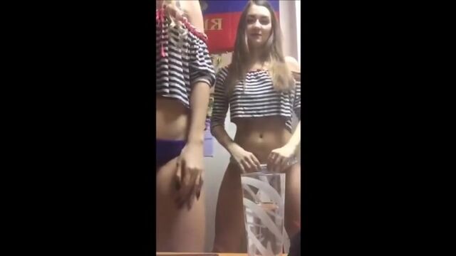 Видео порнуха #188082