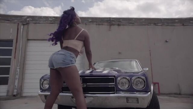 Видео порнуха #171710