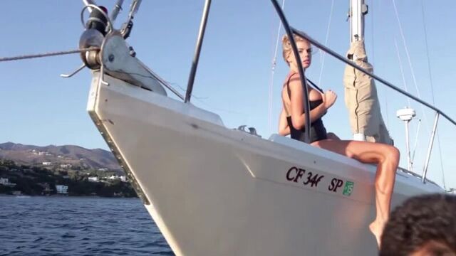 Видео порнуха #12749