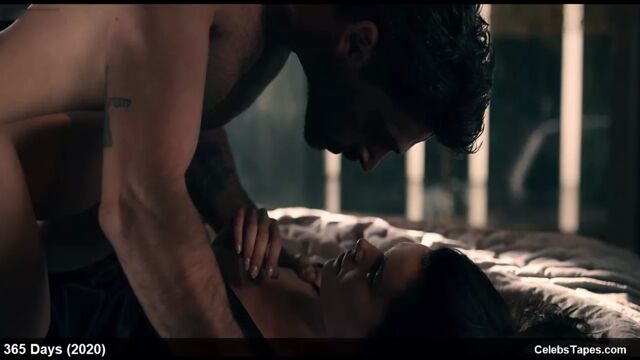 Видео порнуха #178289