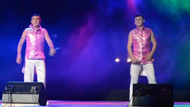 Видео порнуха #18684