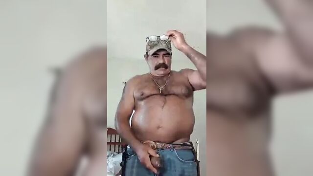 Видео порнуха #183385