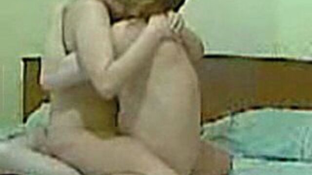 Видео порнуха #1684