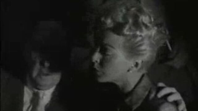 Видео порнуха #4066