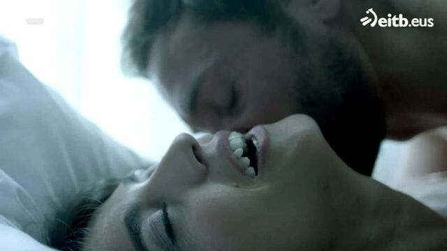 Видео порнуха #187493