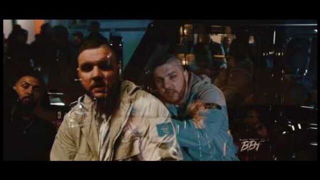 Видео порнуха #121517