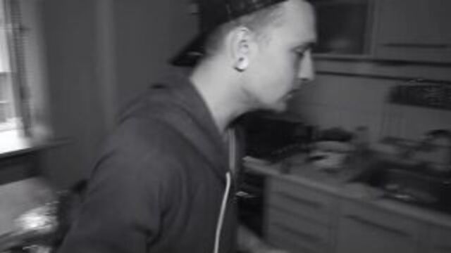 Видео порнуха #10218