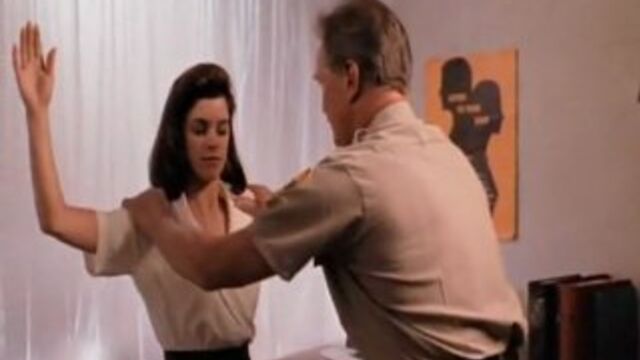 Видео порнуха #1002