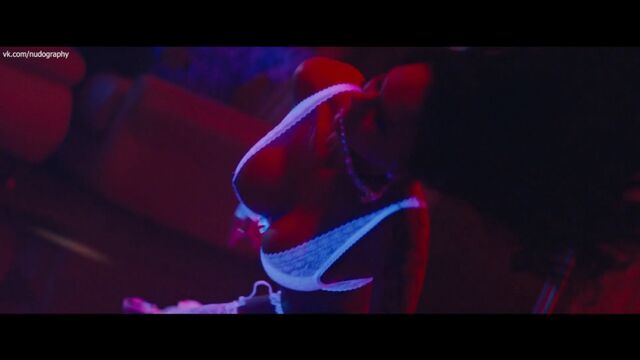 Видео порнуха #158904