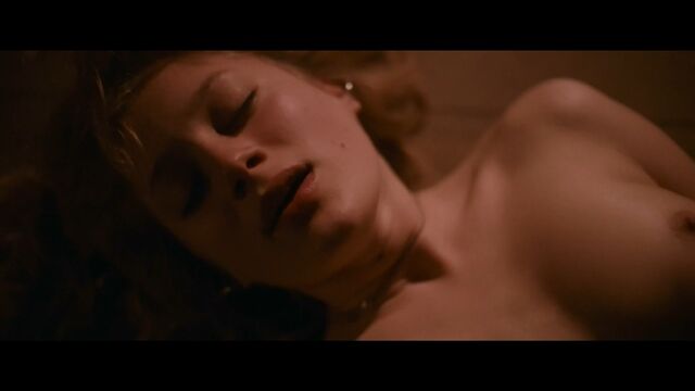 Видео порнуха #111085