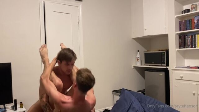 Видео порнуха #116225