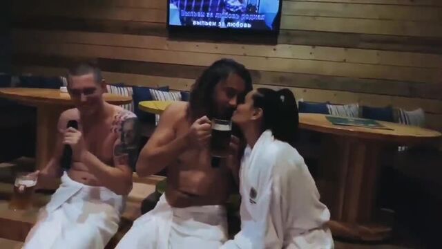 Видео порнуха #38992