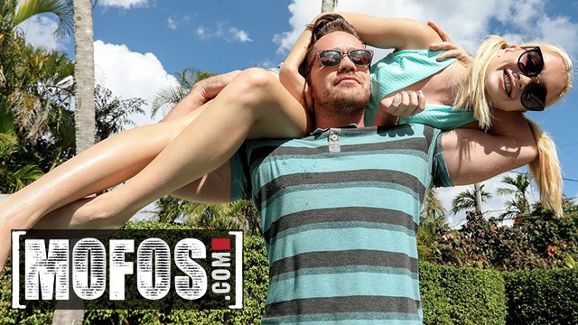 Видео порнуха #210901