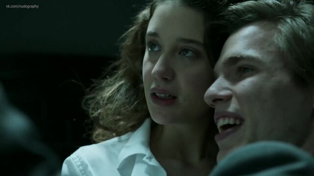 Видео порнуха #174937