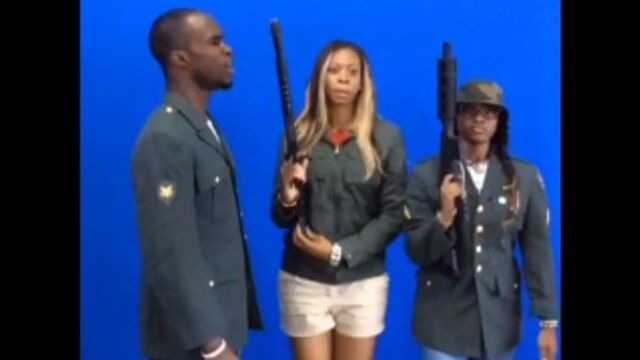 Видео порнуха #8835