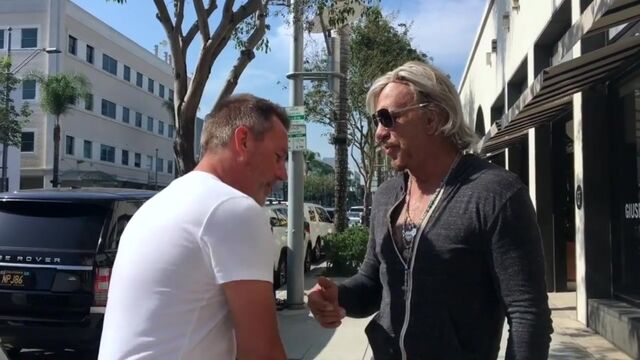 Видео порнуха #100692