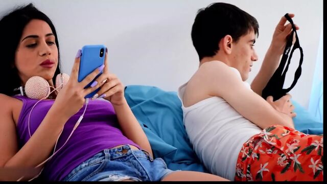 Видео порнуха #181144