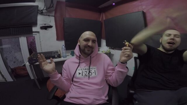 Видео порнуха #185356