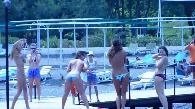 Видео порнуха #164327