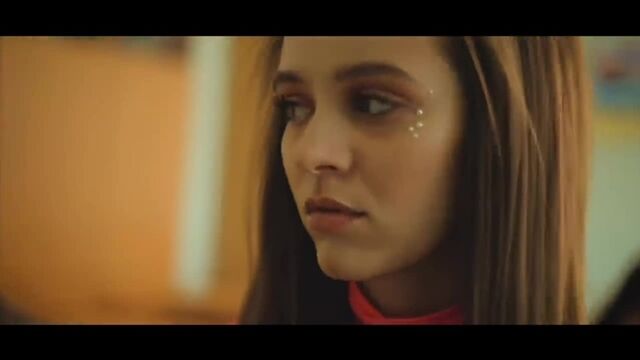 Видео порнуха #185981