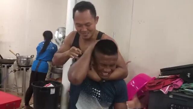 Видео порнуха #48348