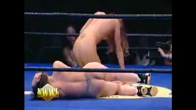 Видео порнуха #588