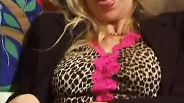 Видео порнуха #3127