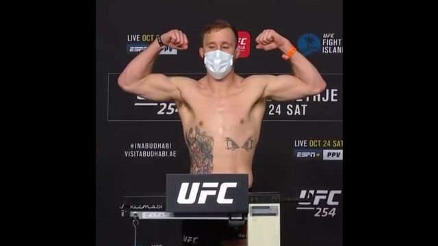 Видео порнуха #125010