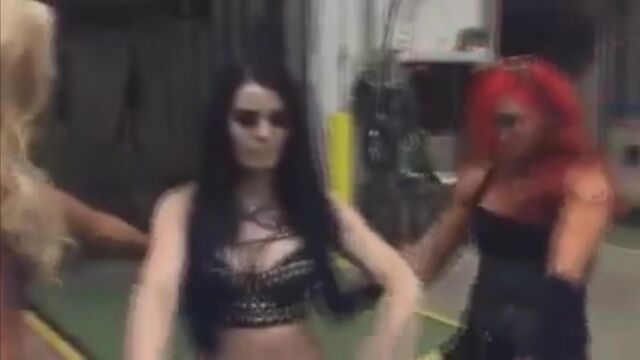 Видео порнуха #16606