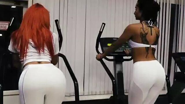 Видео порнуха #231241