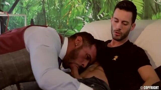 Видео порнуха #218074