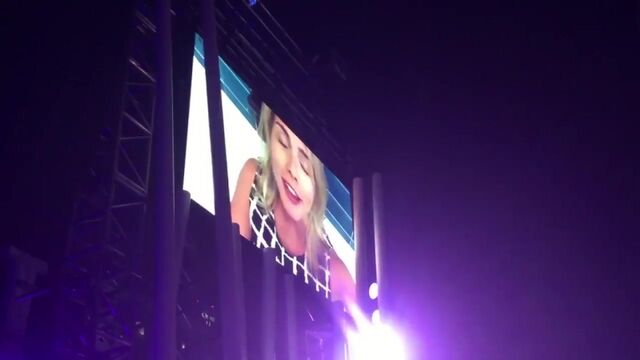 Видео порнуха #137890