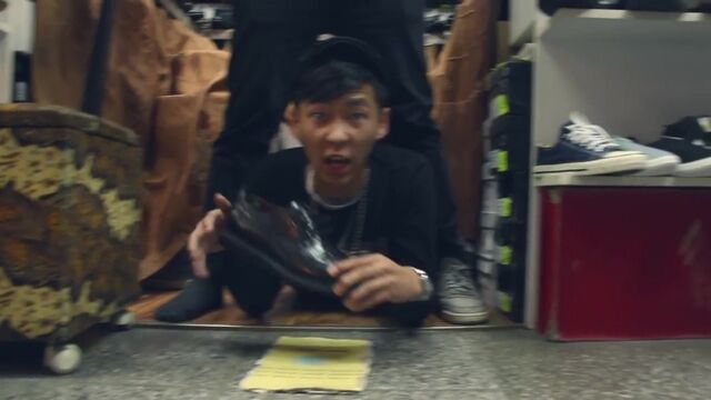 Видео порнуха #192279