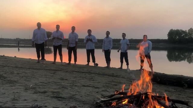 Видео порнуха #64096