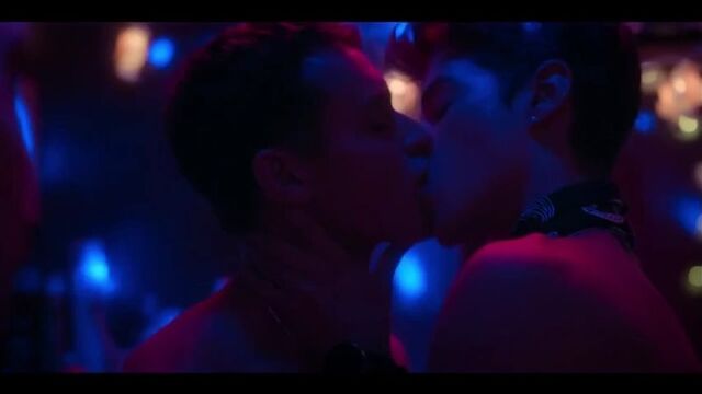 Видео порнуха #76122