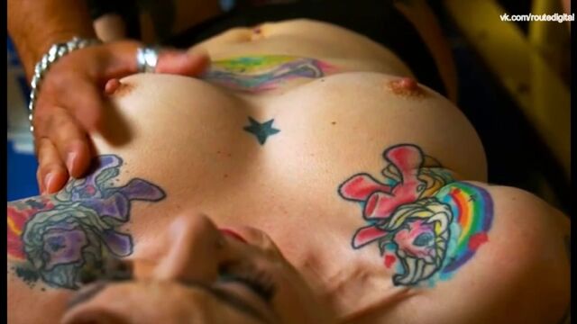 Видео порнуха #184037