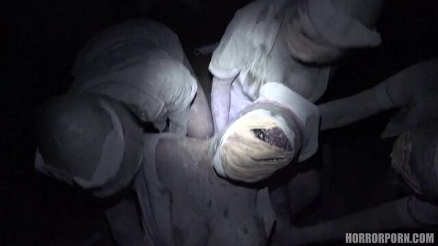 Видео порнуха #125315