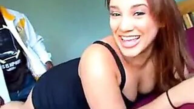 Видео порнуха #2097