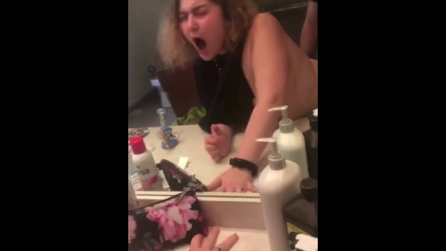 Видео порнуха #195470