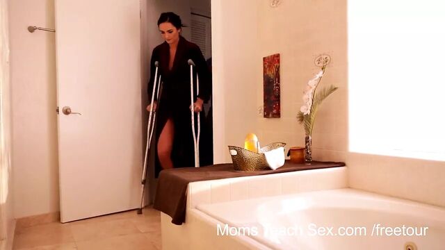 Видео порнуха #9240