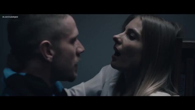 Видео порнуха #104243