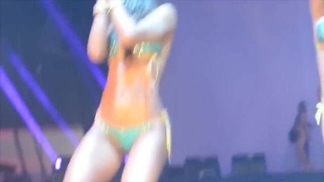 Видео порнуха #184833