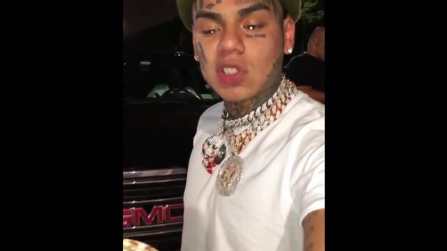 Видео порнуха #186452