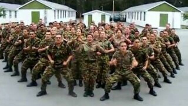 Видео порнуха #5077