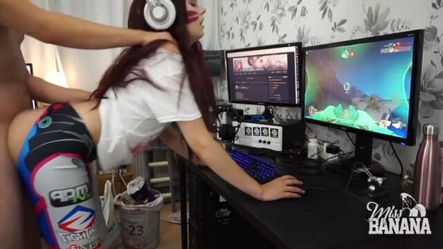 Видео порнуха #38916